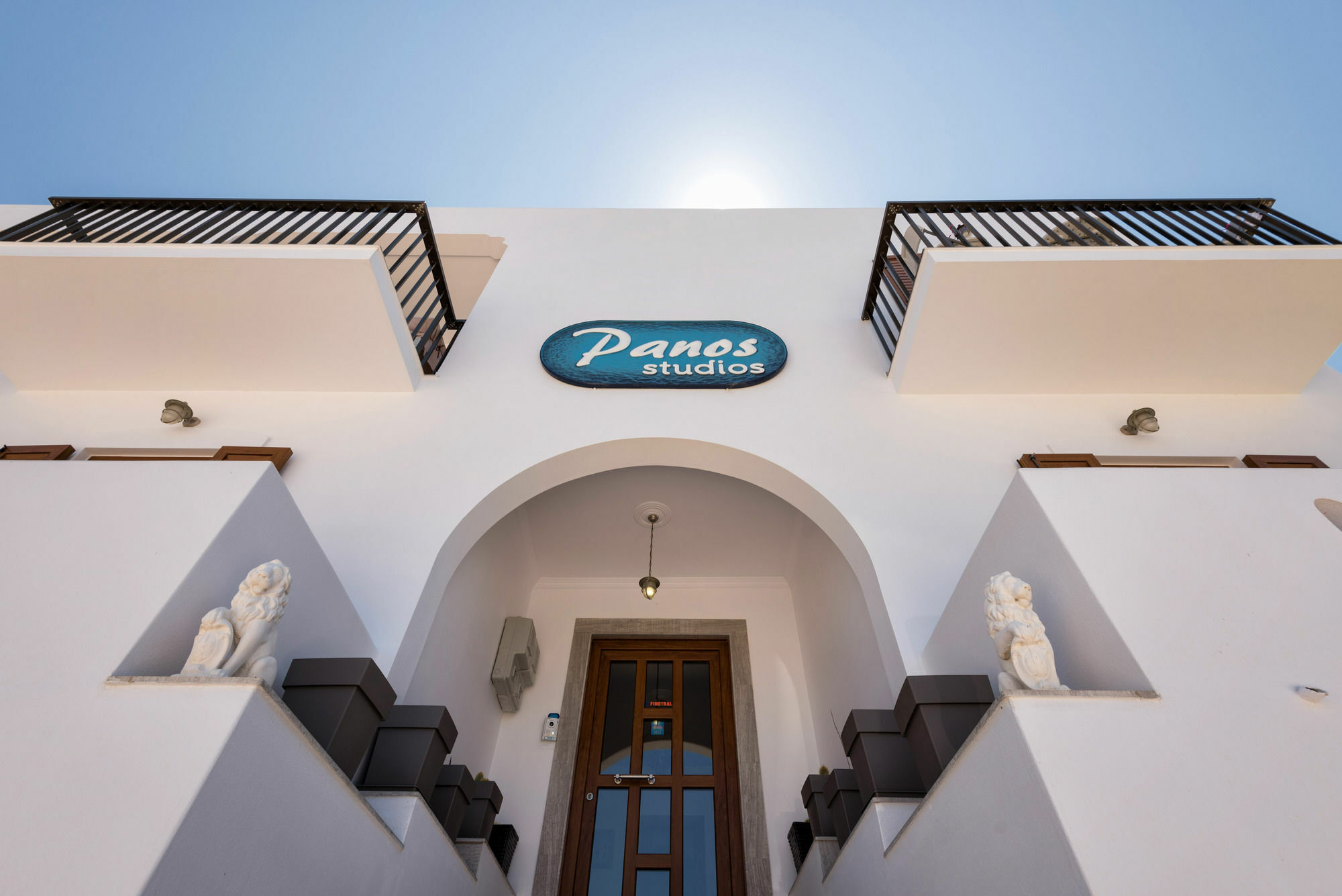 Panos Luxury Studios Páros Exterior foto